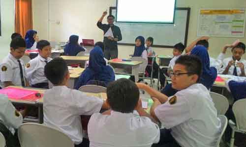 021217-sekolahku